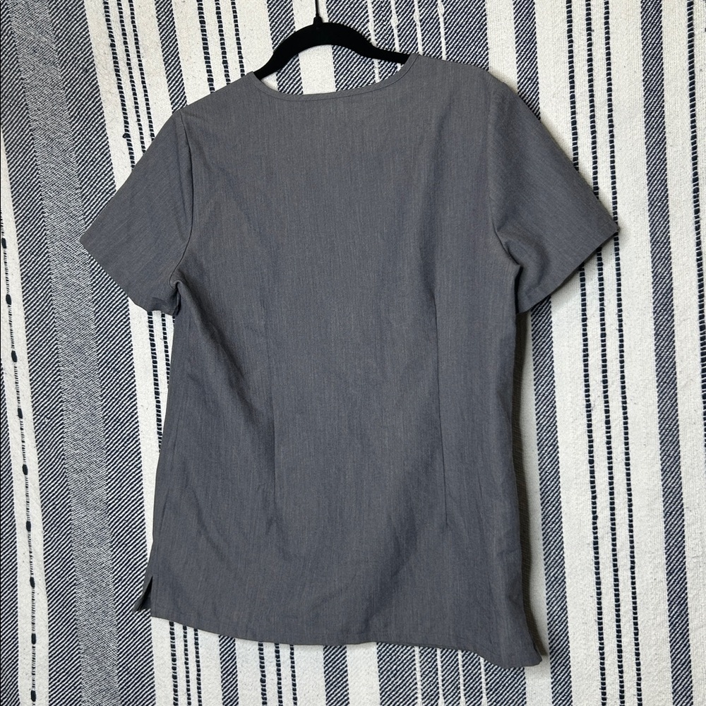 Figs Technical Collection Scrub Top - Picture 3 of 3